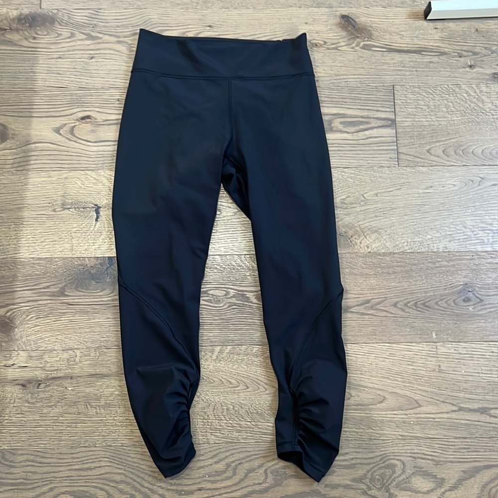 Black workout leggings
